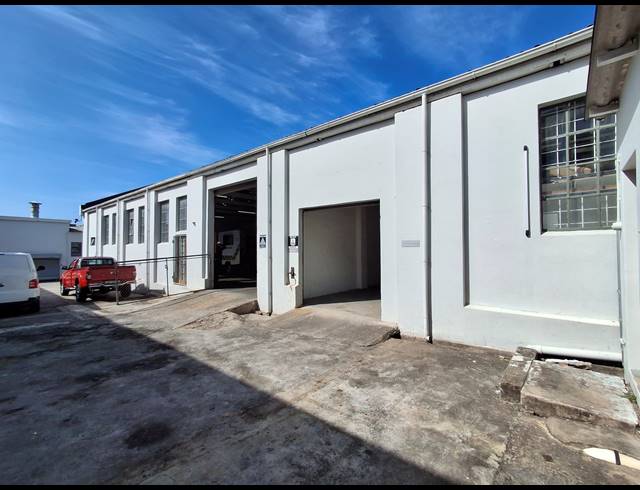 182M² WAREHOUSE TO LET IN ARCADIA